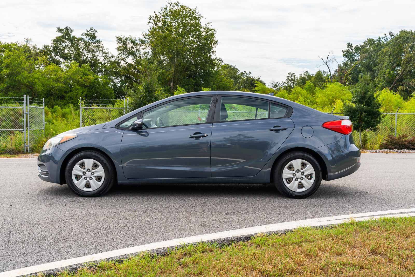 Used 2015 Kia Forte LX w/ Popular Package FWD image 4