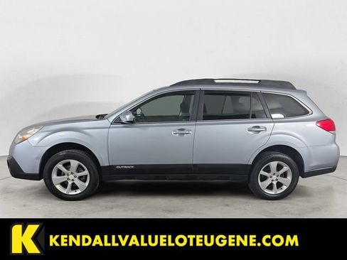 Used 2014 Subaru Outback 2.5i Premium AWD/4WD image 8