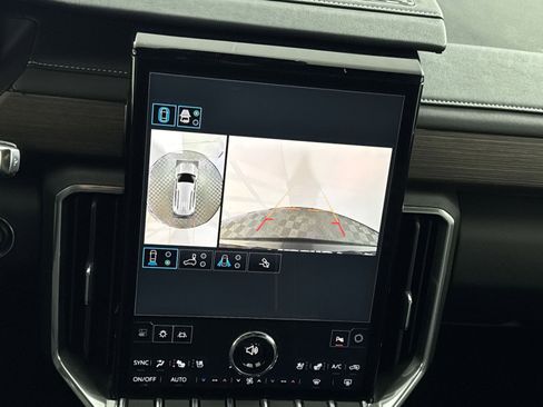 New 2026 GMC Acadia Denali w/ Super Cruise Package image 19