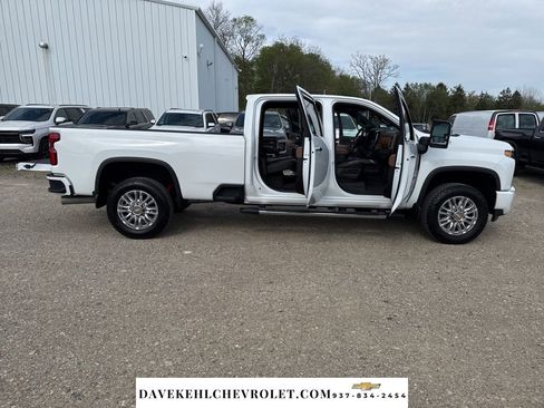 Used 2023 Chevrolet Silverado 3500 High Country w/ Z71 Off-Road Package AWD/4WD image 34