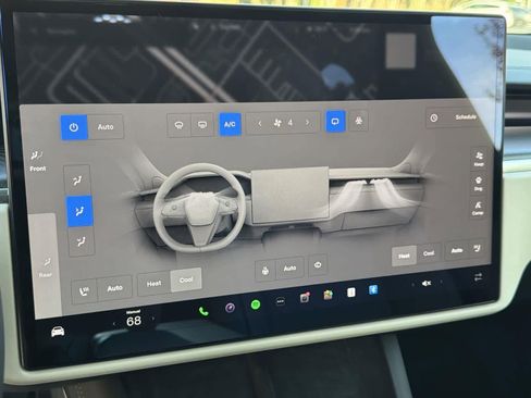 Used 2024 Tesla Model X Plaid image 16