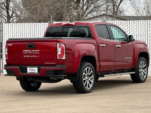 Certified 2021 GMC Canyon Denali image 4