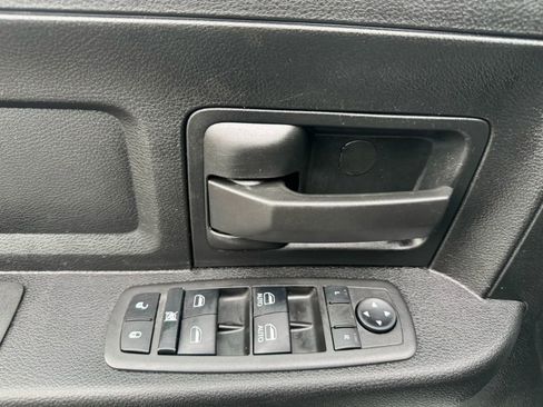 Used 2022 RAM 2500 Tradesman w/ Chrome Appearance Group image 14