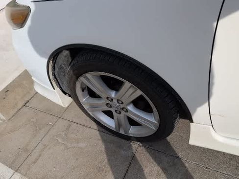 Used 2013 Toyota Corolla S image 10