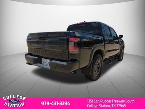 Used 2025 Nissan Frontier PRO-4X AWD/4WD image 4
