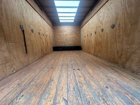 Used 2014 RAM ProMaster 3500 w/ Premium Appearance Group FWD image 9