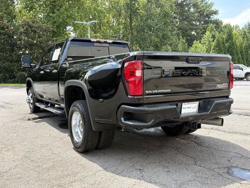 Used 2021 Chevrolet Silverado 3500 High Country AWD/4WD image 4