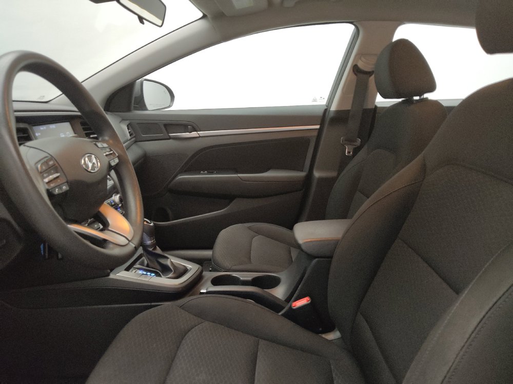 Used 2020 Hyundai Elantra SEL w/ Cargo Package (C1) FWD image 17