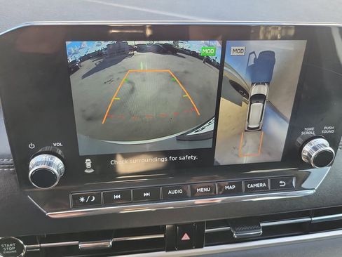 Used 2024 Mitsubishi Outlander SE Black Edition image 8