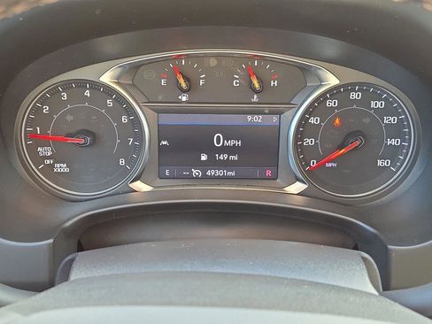 Used 2024 GMC Terrain SLT image 31