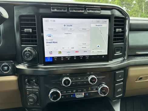 Used 2023 Ford F250 Lariat w/ Lariat Ultimate Package image 12