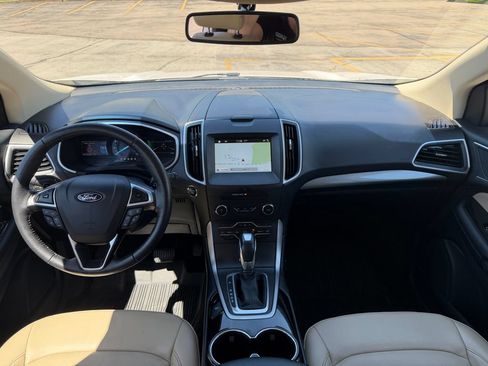 Used 2018 Ford Edge SEL w/ Equipment Group 201A AWD/4WD image 22