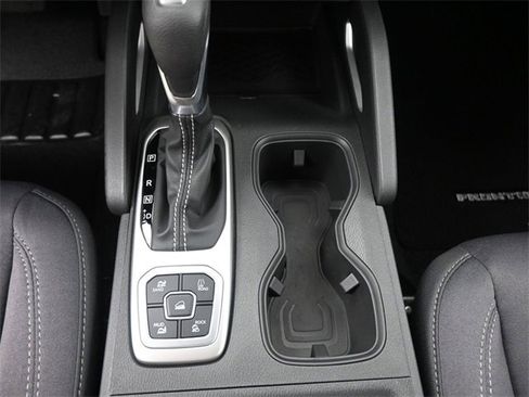 New 2026 Nissan Frontier SV w/ Tow Package image 4