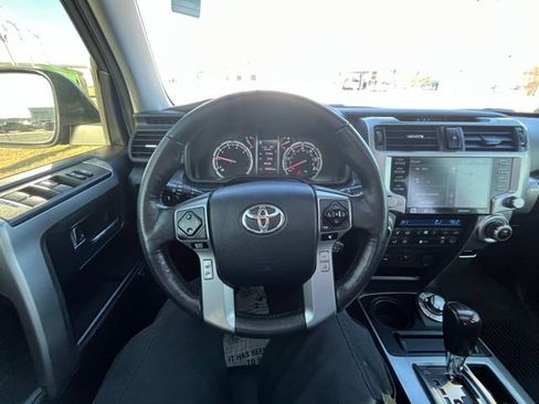 Used 2023 Toyota 4Runner Limited image 12
