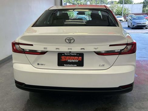 Used 2025 Toyota Camry LE FWD image 4