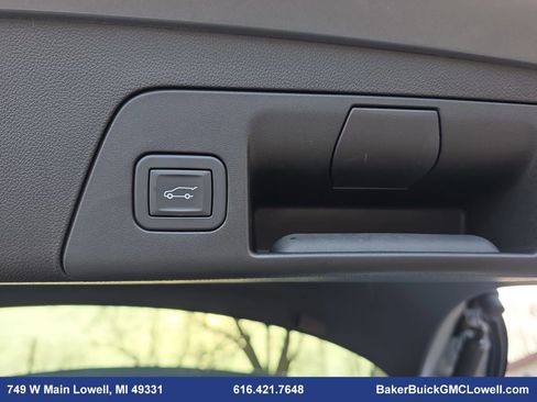 Used 2025 Buick Envision Avenir image 13