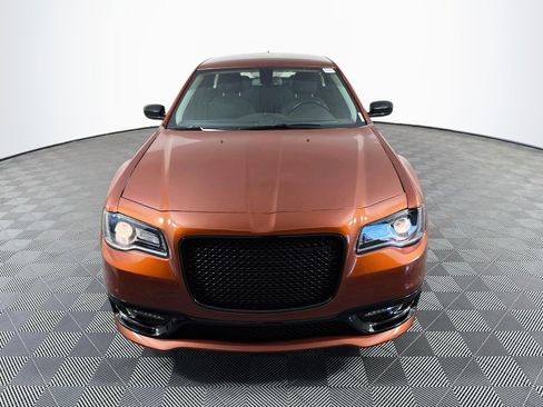 Used 2020 Chrysler 300 Touring w/ Sport Appearance Package RWD image 2