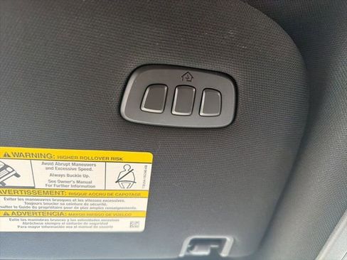 Used 2022 Ford F150 Lariat w/ Equipment Group 502A High image 48