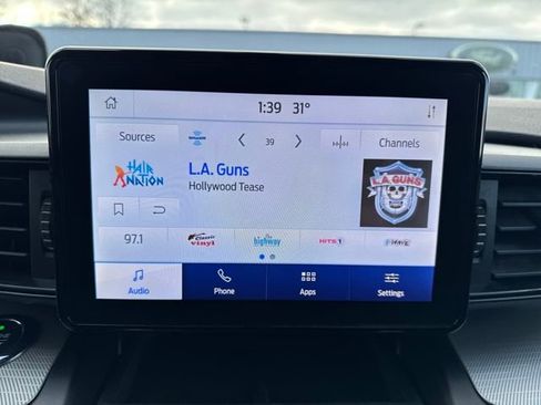 Used 2020 Ford Explorer XLT w/ Comfort Package image 19