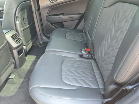 Used 2024 Kia Sportage X-Pro Prestige AWD/4WD image 19