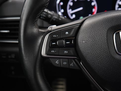 Used 2018 Honda Accord Sport image 23