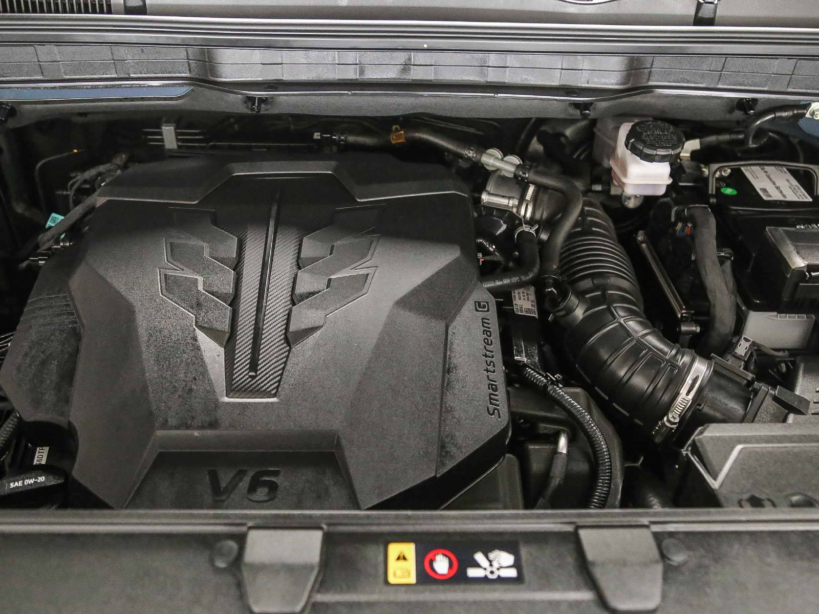 Used 2024 Kia Carnival SX Prestige FWD image 28