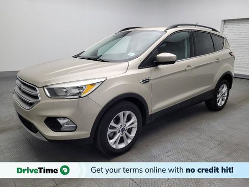 Used 2018 Ford Escape SE w/ SE Sync 3 Package FWD image 1