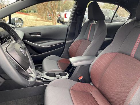 Certified 2025 Toyota Corolla SE image 11