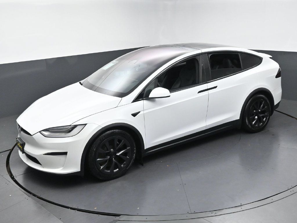 Used 2023 Tesla Model X AWD/4WD image 39