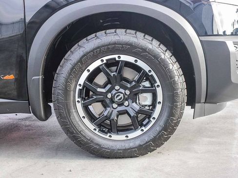 Used 2025 Nissan Pathfinder Rock Creek AWD/4WD image 11