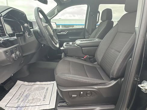 Used 2024 Chevrolet Silverado 1500 LT image 10