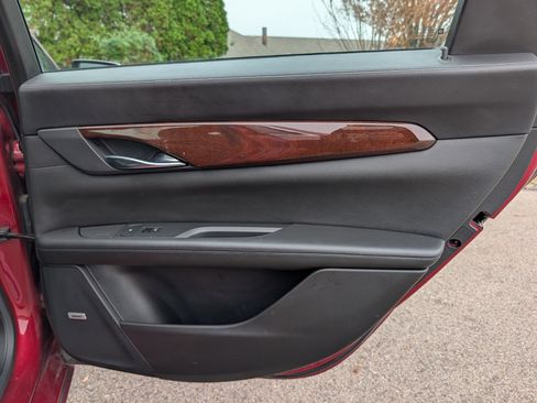 Used 2019 Cadillac CT6 Luxury w/ Driver Awareness Package image 33