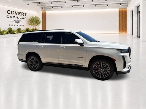Used 2024 Cadillac Escalade V w/ LPO, Floor Liner Package AWD/4WD image 14