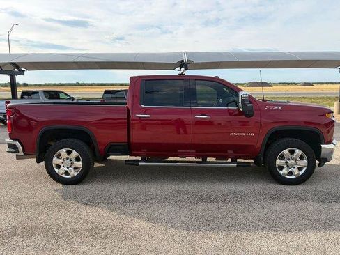 Used 2020 Chevrolet Silverado 2500 LTZ w/ LTZ Premium Package AWD/4WD image 4
