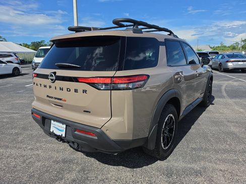 Used 2025 Nissan Pathfinder Rock Creek AWD/4WD image 4