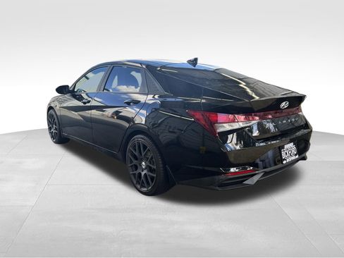Used 2022 Hyundai Elantra SEL w/ Convenience Package image 8