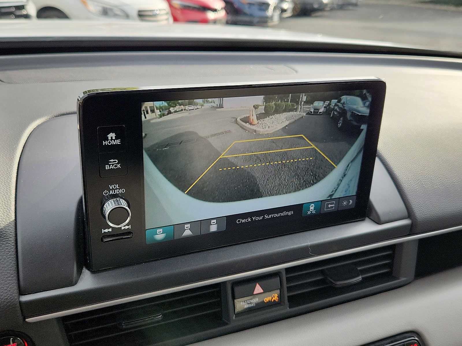 Certified 2023 Honda Pilot Touring image 17