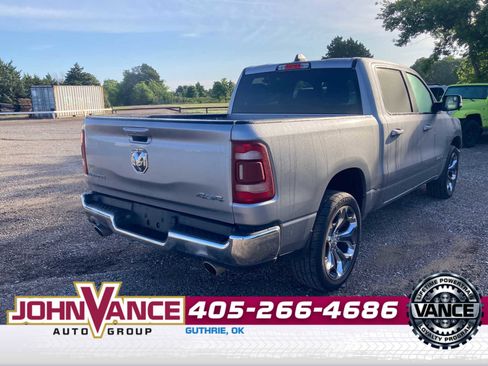 Used 2024 RAM 1500 Laramie AWD/4WD image 7