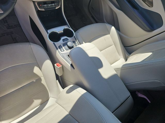 Used 2023 GMC Terrain Denali AWD/4WD image 25