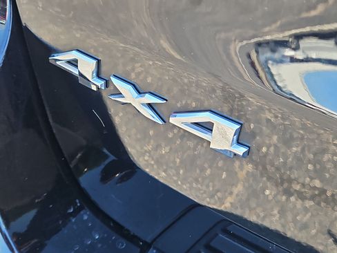 Used 2018 Jeep Grand Cherokee Laredo AWD/4WD image 7