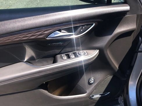 Used 2023 Buick Envision Avenir FWD image 25