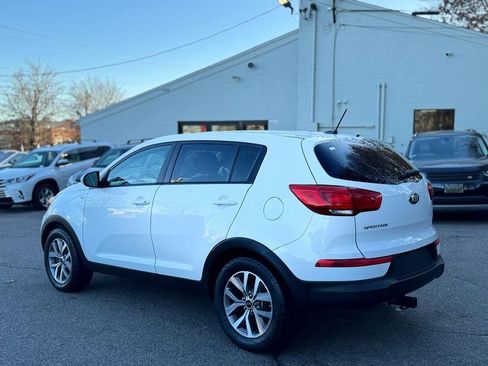 Used 2014 Kia Sportage LX image 4