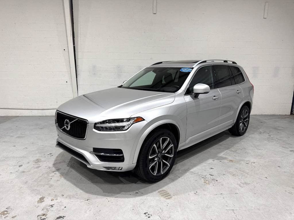 Used 2019 Volvo XC90 T6 Momentum w/ Protection Package AWD/4WD image 16
