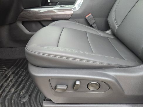 New 2026 Chevrolet Silverado 2500 LTZ w/ LTZ Premium Package image 24