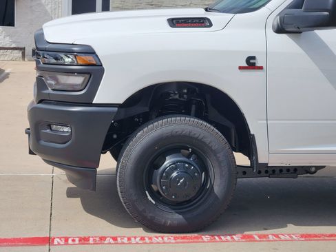 New 2026 RAM 3500 Tradesman AWD/4WD image 10