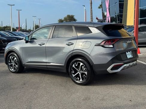 Certified 2025 Kia Sportage EX FWD image 3