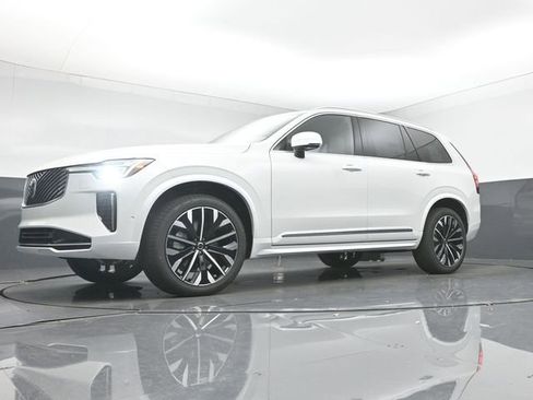 New 2026 Volvo XC90 B6 Ultra w/ Protection Package image 41