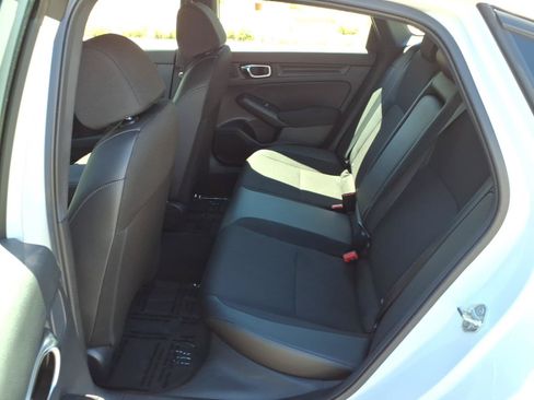 Used 2025 Honda Civic Sport image 6