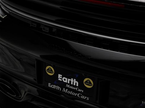 Used 2022 Porsche 911 Turbo S image 37