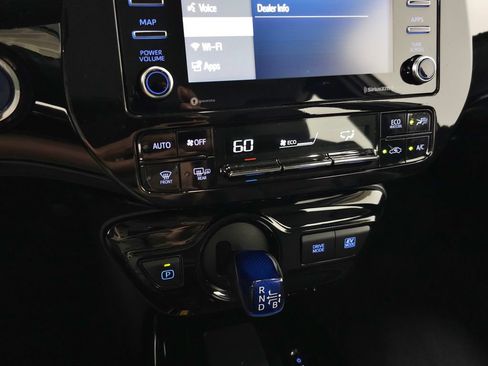 Used 2022 Toyota Prius XLE AWD/4WD image 23
